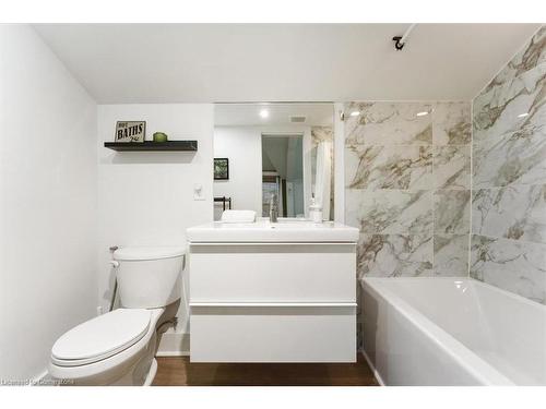 4105 Tufford Road, Beamsville, ON - Indoor Photo Showing Bathroom