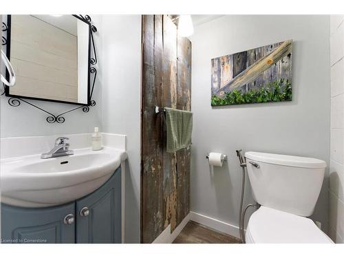 4105 Tufford Road, Beamsville, ON - Indoor Photo Showing Bathroom