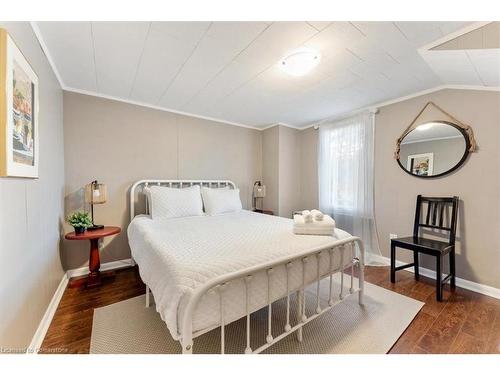 4105 Tufford Road, Beamsville, ON - Indoor Photo Showing Bedroom