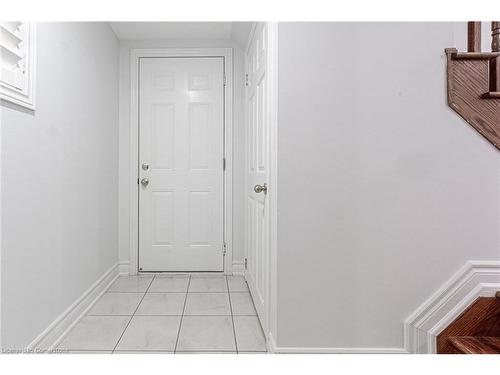 7 Connell Crescent, Hamilton, ON - Indoor Photo Showing Other Room