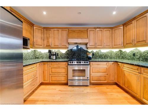 151 Moorland Crescent, Ancaster, ON - Indoor Photo Showing Kitchen