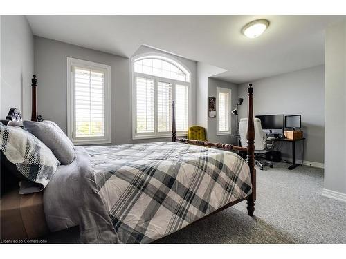 151 Moorland Crescent, Ancaster, ON - Indoor Photo Showing Bedroom