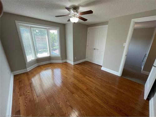 11 Bayview Drive, Grimsby, ON - Indoor Photo Showing Other Room