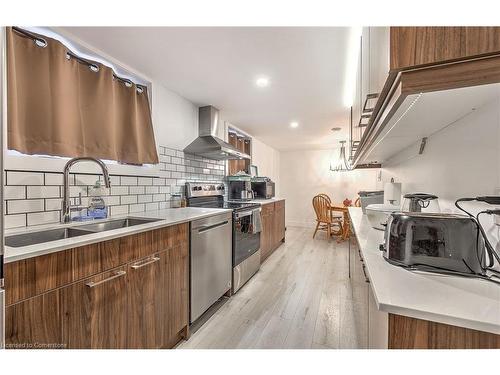 237 Montebello Drive, London, ON - Indoor Photo Showing Kitchen With Double Sink