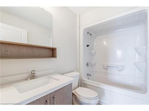 601-2750 King Street E, Hamilton, ON - Indoor Photo Showing Bathroom