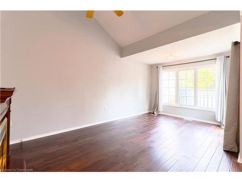 331 Silverbirch Boulevard, Mount Hope, ON - Indoor Photo Showing Other Room