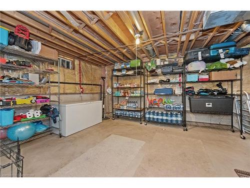 406 Belleair Boulevard, Fort Erie, ON - Indoor Photo Showing Garage