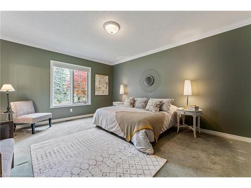 205 Greenbriar Road, Ancaster, ON - Indoor Photo Showing Bedroom