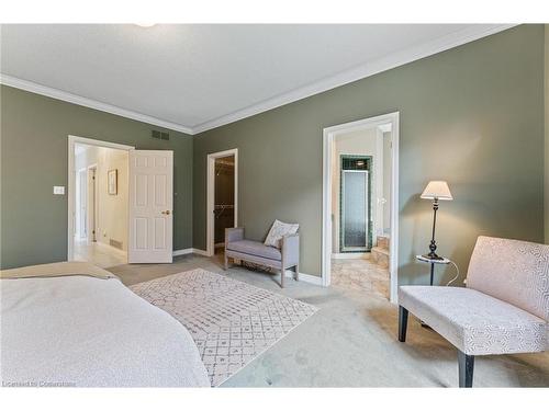 205 Greenbriar Road, Ancaster, ON - Indoor Photo Showing Bedroom