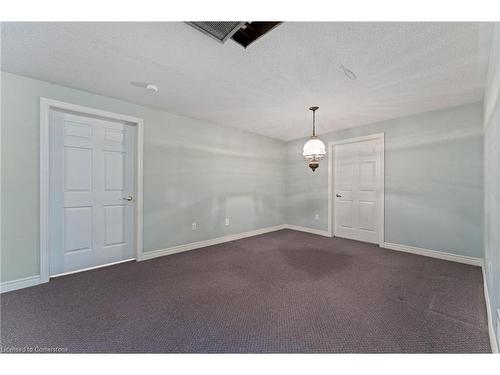 205 Greenbriar Road, Ancaster, ON - Indoor Photo Showing Other Room