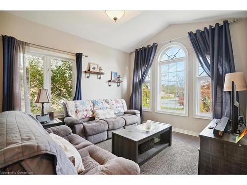 471 Carrie Avenue, Ridgeway, ON - Indoor Photo Showing Living Room