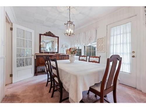 53 Lovers Lane, Ancaster, ON - Indoor Photo Showing Dining Room