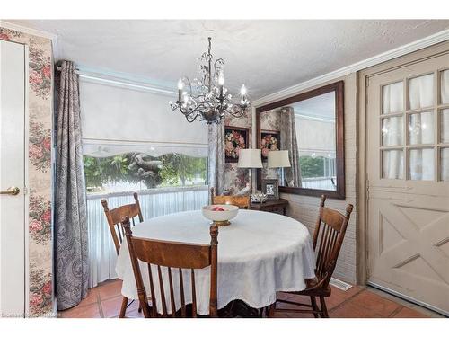 53 Lovers Lane, Ancaster, ON - Indoor Photo Showing Dining Room