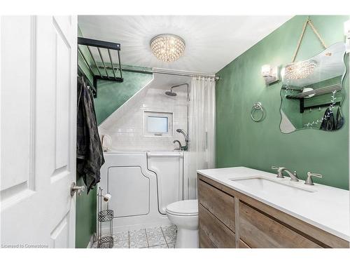 293 Welland Street, Port Colborne, ON - Indoor Photo Showing Bathroom