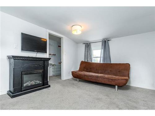 293 Welland Street, Port Colborne, ON - Indoor Photo Showing Living Room With Fireplace