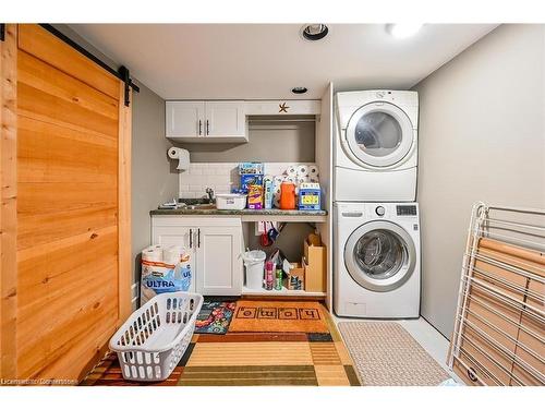 495-497 Mary Street, Woodstock, ON - Indoor Photo Showing Laundry Room