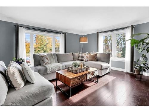 2104 Highway 56, Binbrook, ON - Indoor Photo Showing Living Room