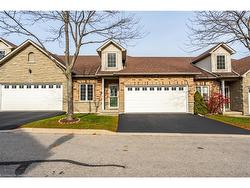 32-566 Southridge Drive  Hamilton, ON L9C 7W5