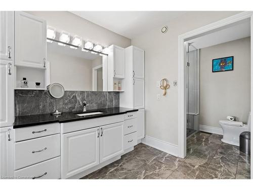 2361 Townline Road, Fort Erie, ON - Indoor Photo Showing Bathroom