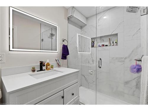 2361 Townline Road, Fort Erie, ON - Indoor Photo Showing Bathroom