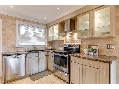 2013 Mountain Grove Avenue, Burlington, ON - Indoor Photo Showing Kitchen With Stainless Steel Kitchen With Double Sink