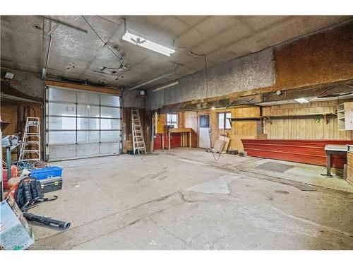 1408 Edgewood Road, Hamilton, ON - Indoor Photo Showing Garage