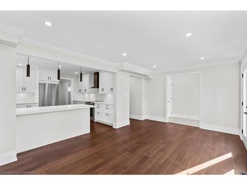 122 Cross Street W, Dunnville, ON - Indoor Photo Showing Kitchen