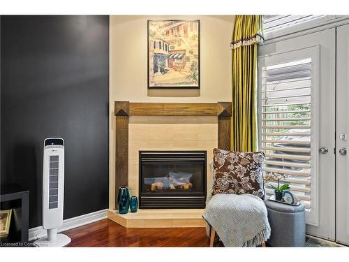 99 Willowlanding Court, Welland, ON - Indoor With Fireplace