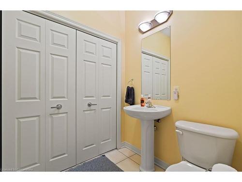 99 Willowlanding Court, Welland, ON - Indoor Photo Showing Bathroom