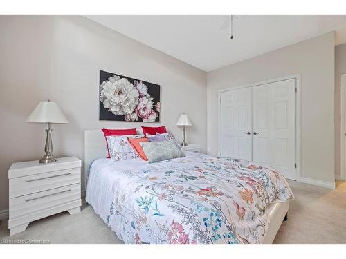 95 Starfish Drive, Mount Hope, ON - Indoor Photo Showing Bedroom