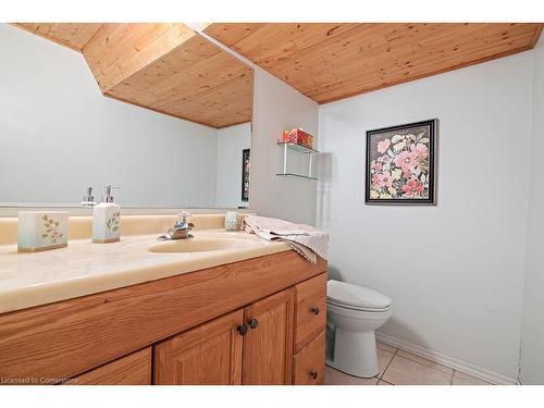 95 Starfish Drive, Mount Hope, ON - Indoor Photo Showing Bathroom