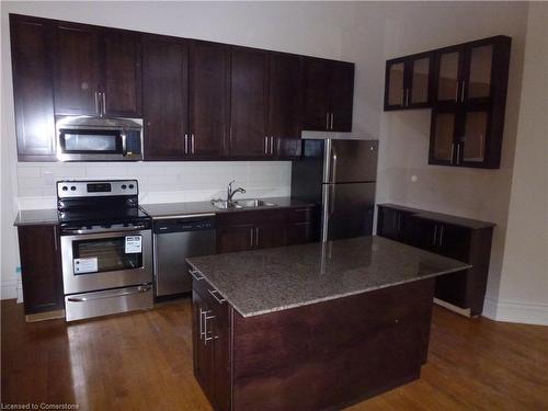 305-200 Stinson Street, Hamilton, ON - Indoor Photo Showing Kitchen