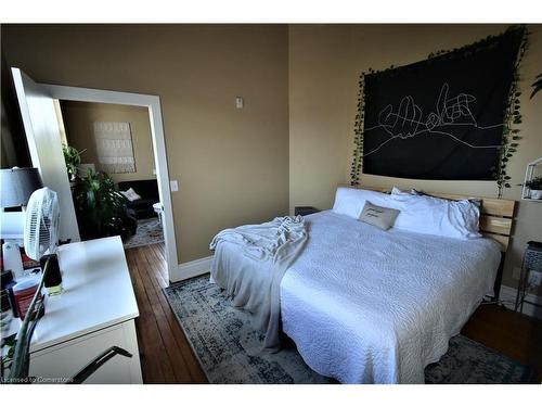 305-200 Stinson Street, Hamilton, ON - Indoor Photo Showing Bedroom