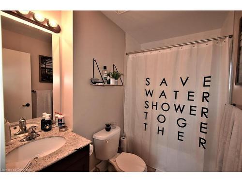 305-200 Stinson Street, Hamilton, ON - Indoor Photo Showing Bathroom