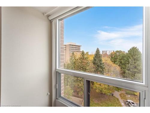 703-335 Mill Road, Etobicoke, ON -  With Balcony With Exterior