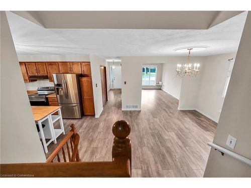 541 Limeridge Road E, Hamilton, ON - Indoor Photo Showing Kitchen