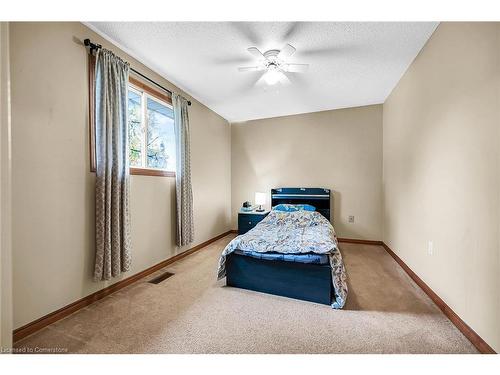 541 Limeridge Road E, Hamilton, ON - Indoor Photo Showing Bedroom