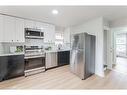 15 Barnesdale Avenue N, Hamilton, ON  - Indoor Photo Showing Kitchen 