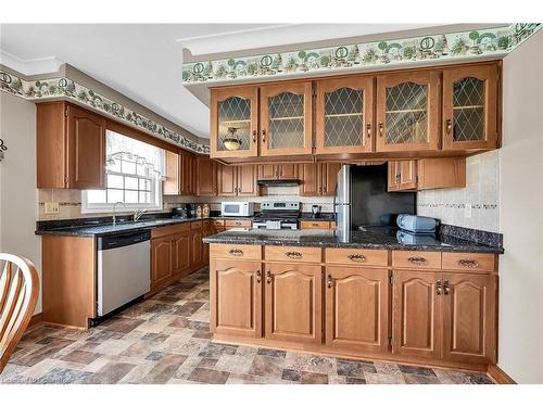 4949 Rainham Road, Selkirk, ON - Indoor Photo Showing Kitchen