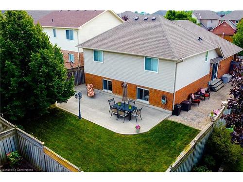 2 Hampshire Place, Stoney Creek, ON - Outdoor With Deck Patio Veranda With Exterior