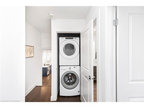 273 Bonaventure Drive, Hamilton, ON - Indoor Photo Showing Laundry Room