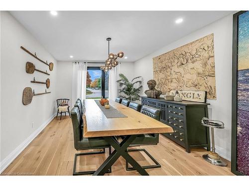 79 Norma Crescent, Ancaster, ON - Indoor Photo Showing Dining Room