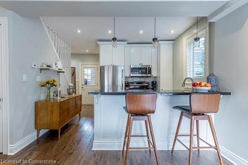 26 Morden Street, Hamilton, ON - Indoor Photo Showing Kitchen With Upgraded Kitchen