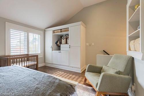 26 Morden Street, Hamilton, ON - Indoor Photo Showing Bedroom