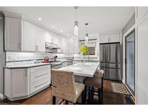 39 Belair Drive, St. Catharines, ON - Indoor Photo Showing Kitchen With Upgraded Kitchen