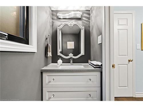 39 Belair Drive, St. Catharines, ON - Indoor Photo Showing Bathroom