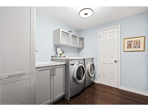 39 Belair Drive, St. Catharines, ON - Indoor Photo Showing Laundry Room