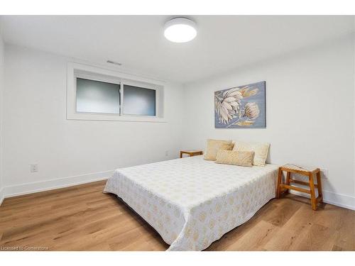 5394 Bird Cage Walk, Burlington, ON - Indoor Photo Showing Bedroom