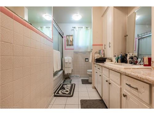 5347 Elm Street, Niagara Falls, ON - Indoor Photo Showing Bathroom