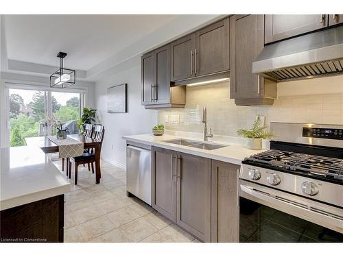 173 Westbank Trail, Stoney Creek, ON - Indoor Photo Showing Kitchen With Double Sink